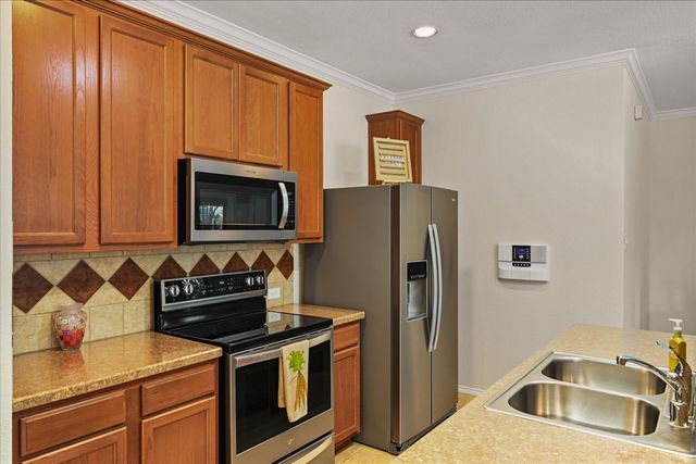 5957 Lost Valley Drive, The Colony, TX 75056