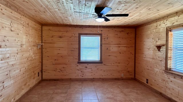 126 N Garza Road, Shady Shores, TX 76208