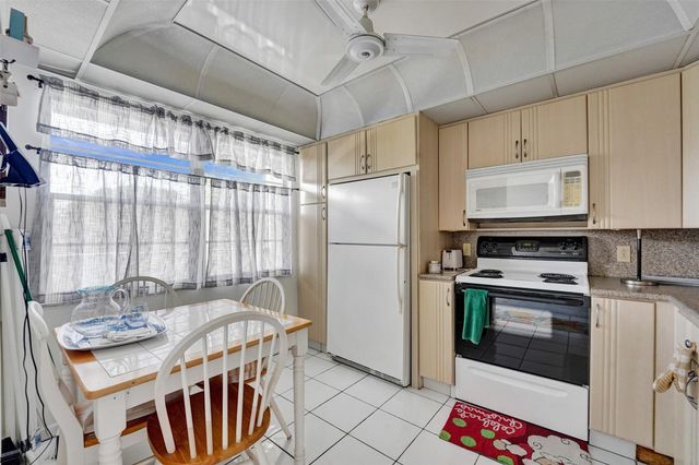 2505 Antigua Terrace L3, Coconut Creek, FL 33066