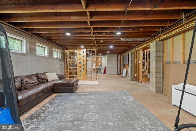 202 YODER RD, Harleysville, PA 19438