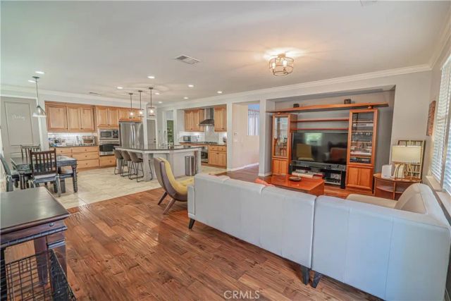 17023 Strawberry Pine Court, Canyon Country, CA 91387