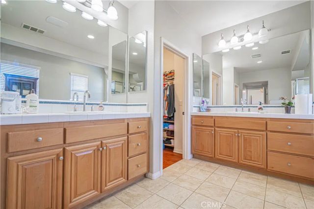 17023 Strawberry Pine Court, Canyon Country, CA 91387