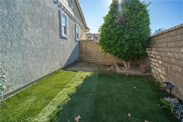 17023 Strawberry Pine Court, Canyon Country, CA 91387