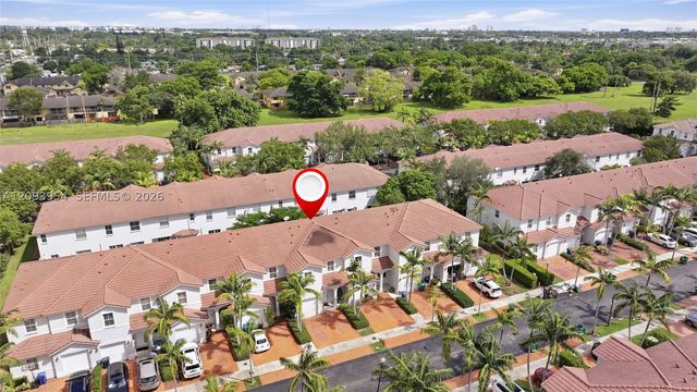 1025 NE 207th Ter, Miami, FL 33179