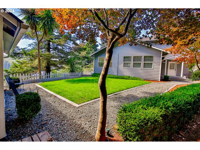 311 COUNCIL HILL Rd, Lakeside, OR 97449