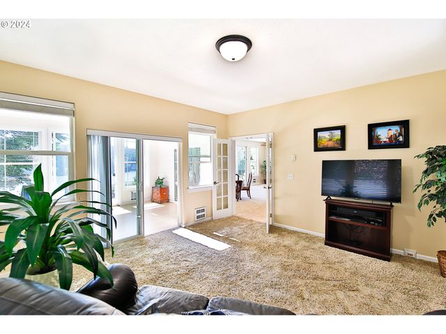 311 COUNCIL HILL Rd, Lakeside, OR 97449