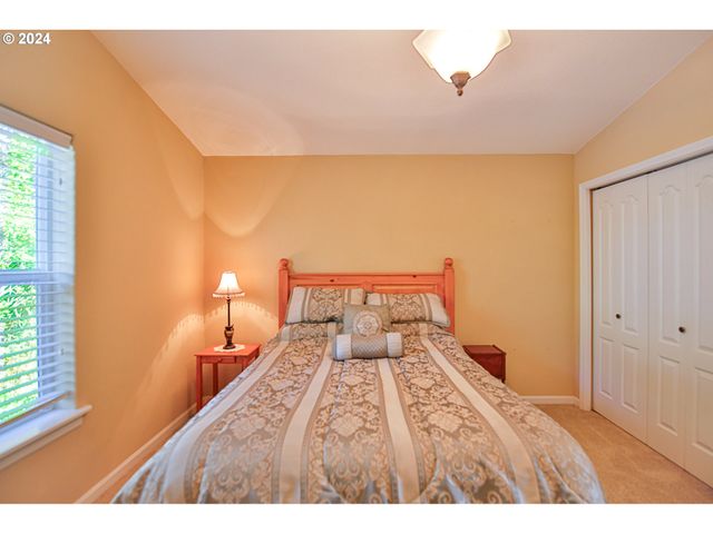 311 COUNCIL HILL Rd, Lakeside, OR 97449