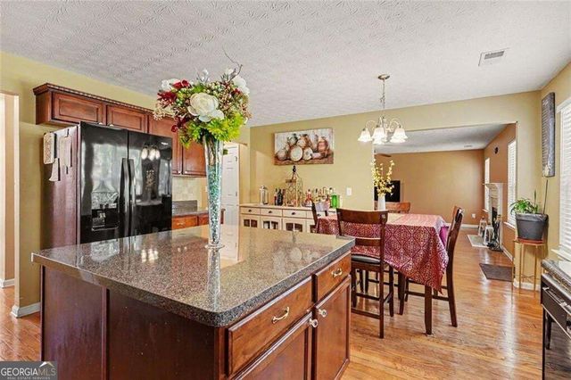 266 Millstone Drive, Hampton, GA 30228