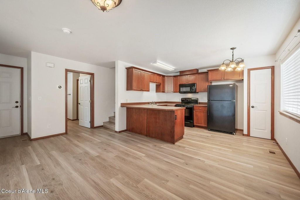 101 W 17th Ave, Post Falls, ID 83854 photo 15