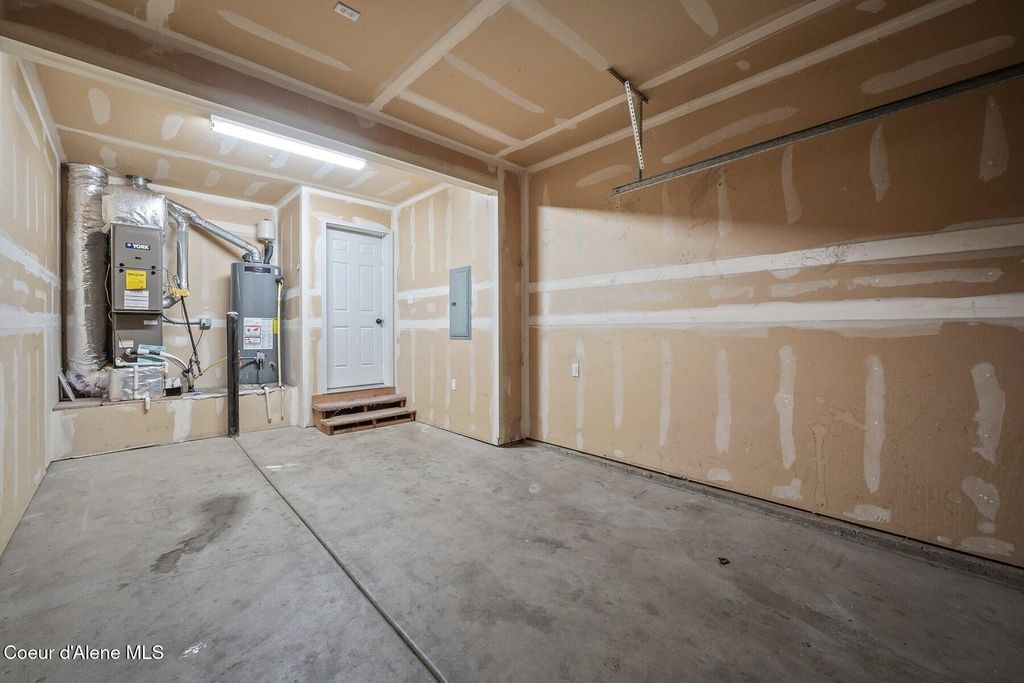 101 W 17th Ave, Post Falls, ID 83854 photo 32