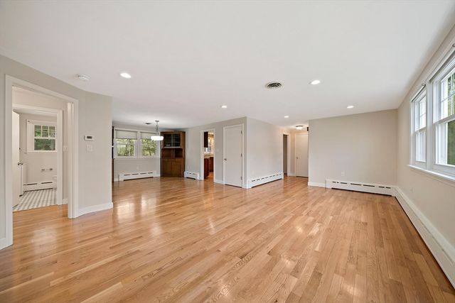 42 Norton Ave, Abington, MA 02351