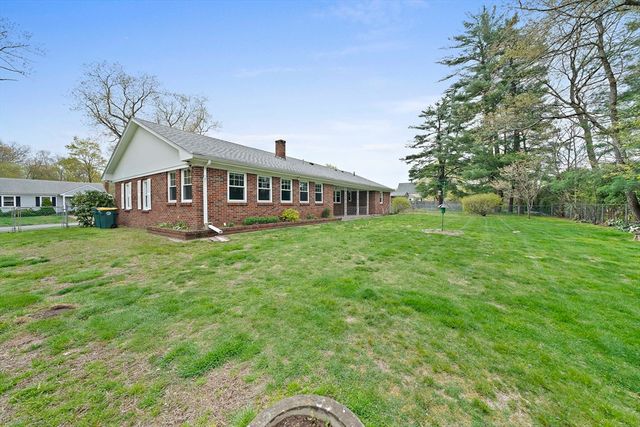 42 Norton Ave, Abington, MA 02351