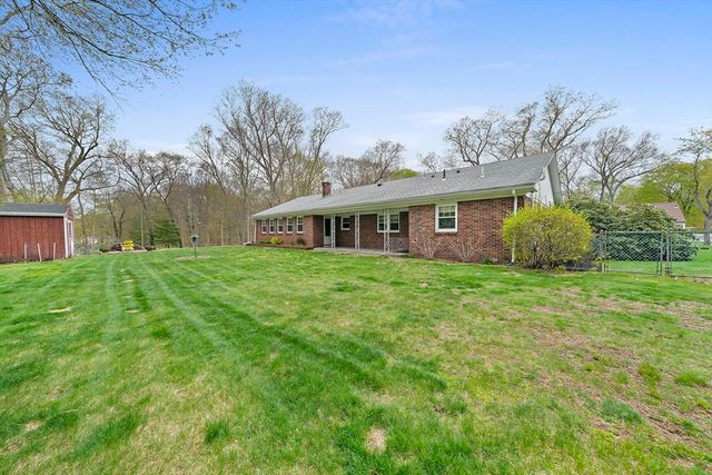 42 Norton Ave, Abington, MA 02351