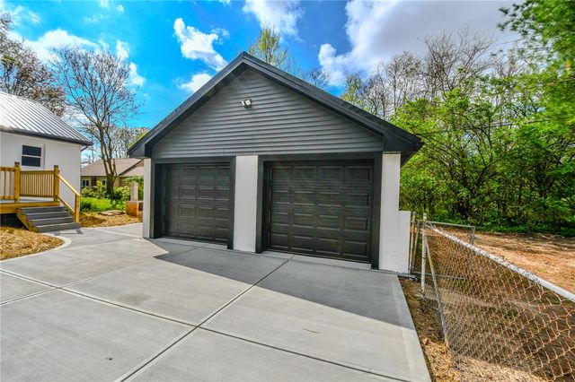 19 University Road, Medway, OH 45341