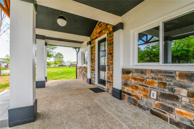 19 University Road, Medway, OH 45341