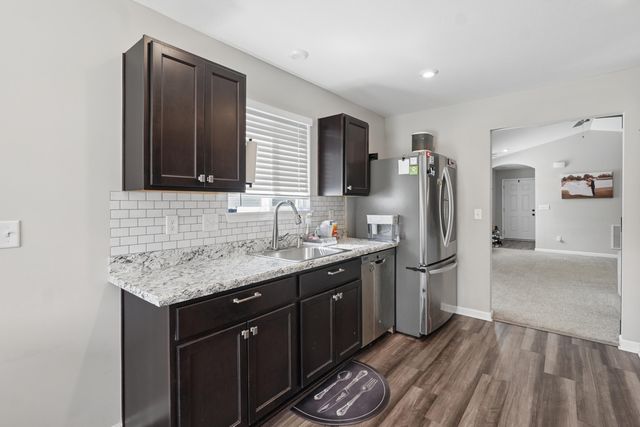 7484 Sugarbark Court, Canal Winchester, OH 43110