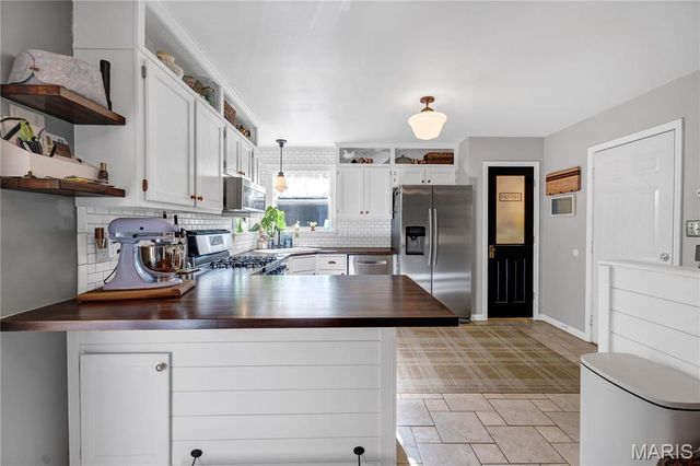 3642 N Meadow Mill Drive, Arnold, MO 63010