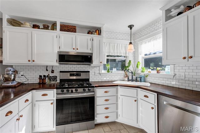 3642 N Meadow Mill Drive, Arnold, MO 63010
