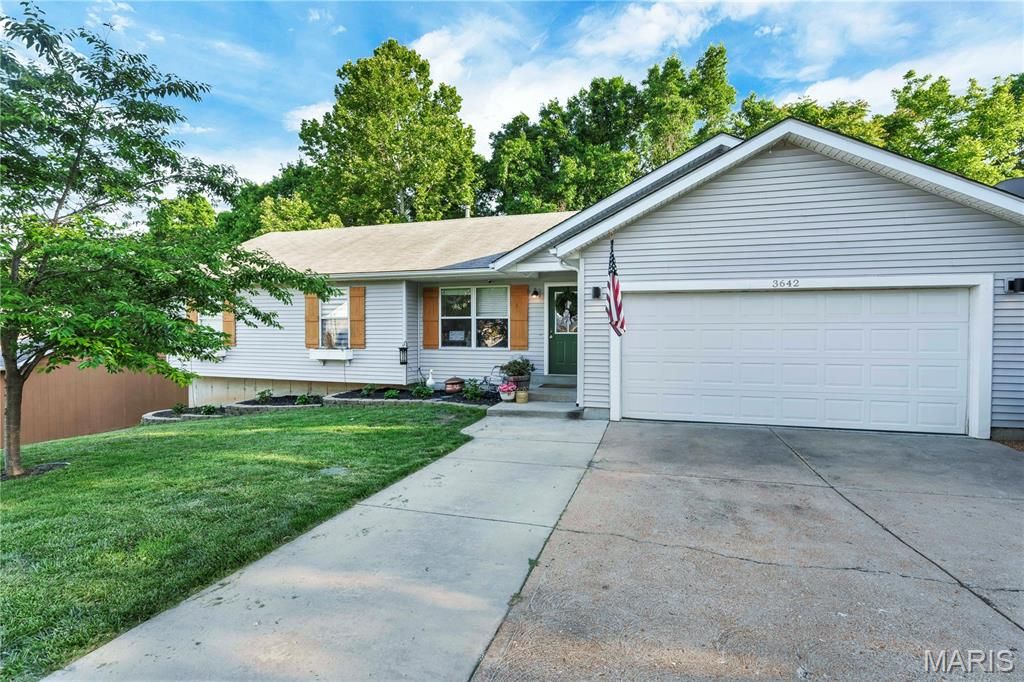 3642 N Meadow Mill Drive, Arnold, MO 63010