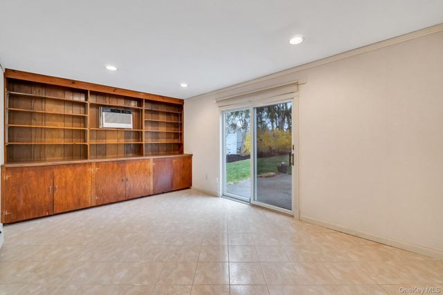 171 Nathan Drive, Bohemia, NY 11716