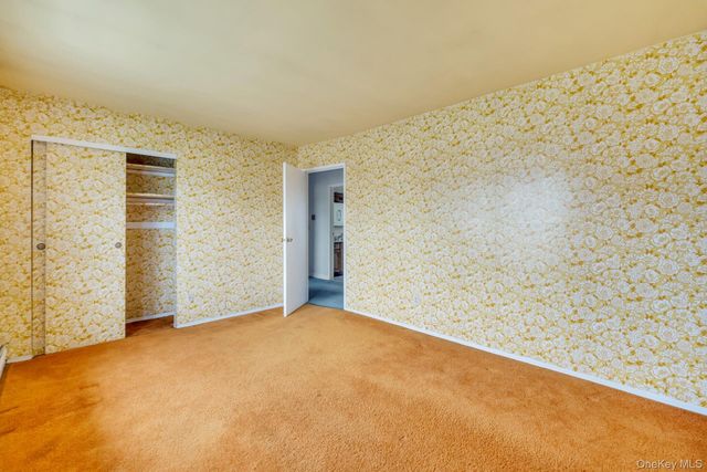 171 Nathan Drive, Bohemia, NY 11716