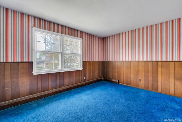 171 Nathan Drive, Bohemia, NY 11716