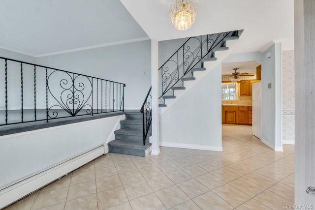 171 Nathan Drive, Bohemia, NY 11716