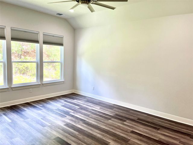 108 W Keamuku CT, Bastrop, TX 78602