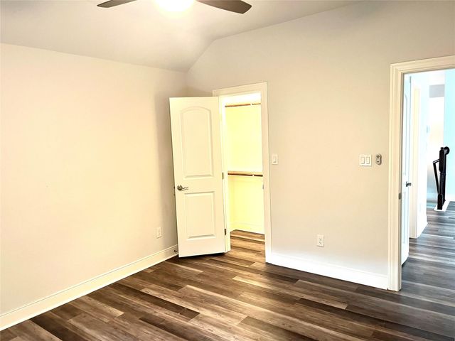 108 W Keamuku CT, Bastrop, TX 78602