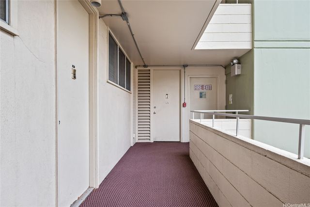 780 Amana Street 408, Honolulu, HI 96814