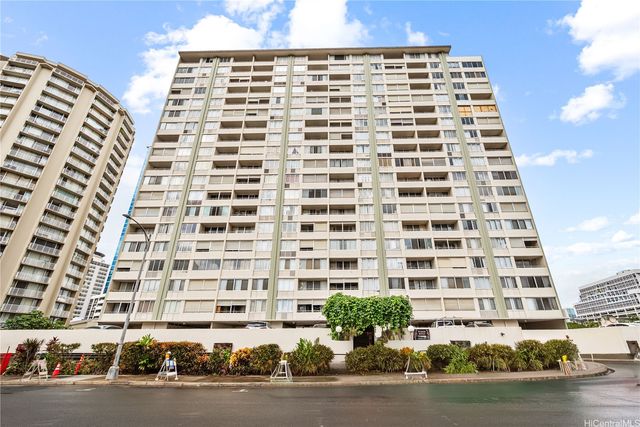780 Amana Street 408, Honolulu, HI 96814