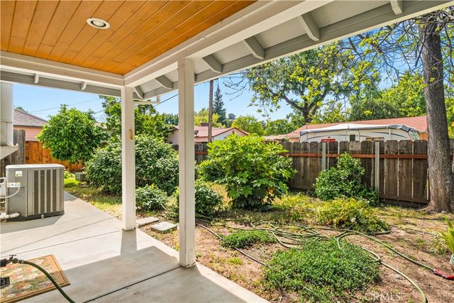 1223 Spruce Avenue, Chico, CA 95926