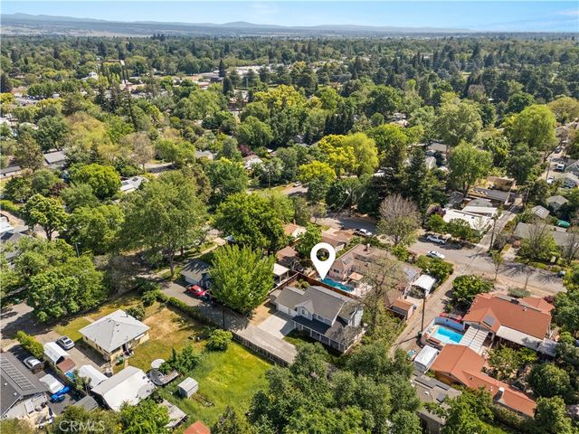 1223 Spruce Avenue, Chico, CA 95926