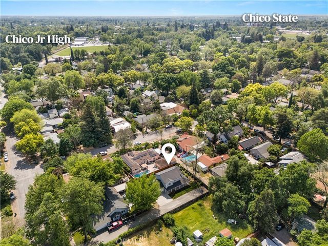 1223 Spruce Avenue, Chico, CA 95926