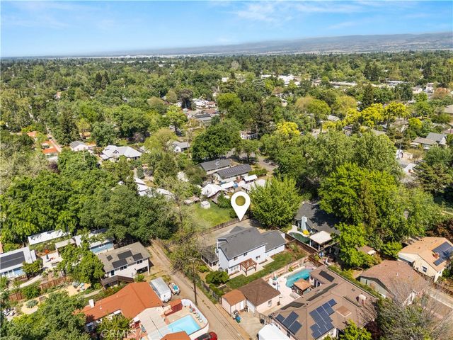 1223 Spruce Avenue, Chico, CA 95926