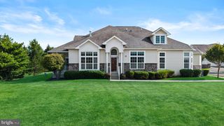 1402 SCHINDLER DR N, Monmouth Junction, NJ 08852