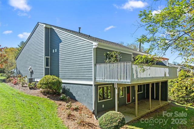 129 Beaver Ridge Road, Asheville, NC 28804
