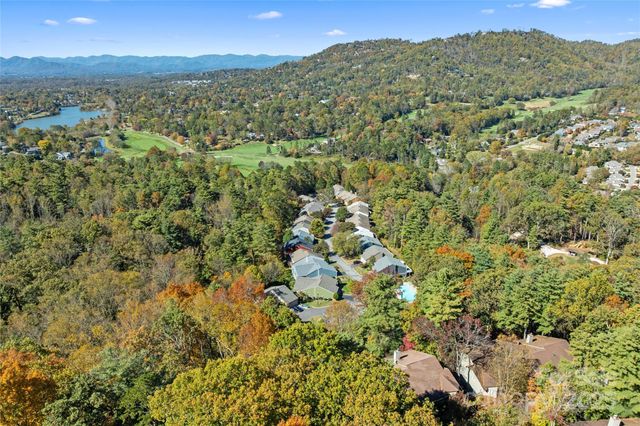 129 Beaver Ridge Road, Asheville, NC 28804