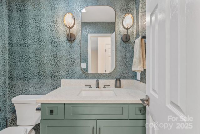 129 Beaver Ridge Road, Asheville, NC 28804