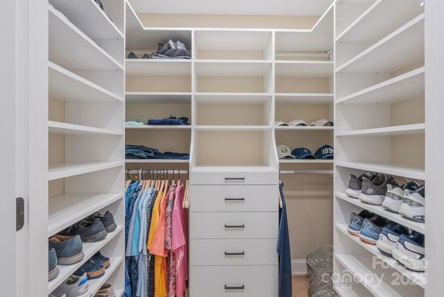 129 Beaver Ridge Road, Asheville, NC 28804