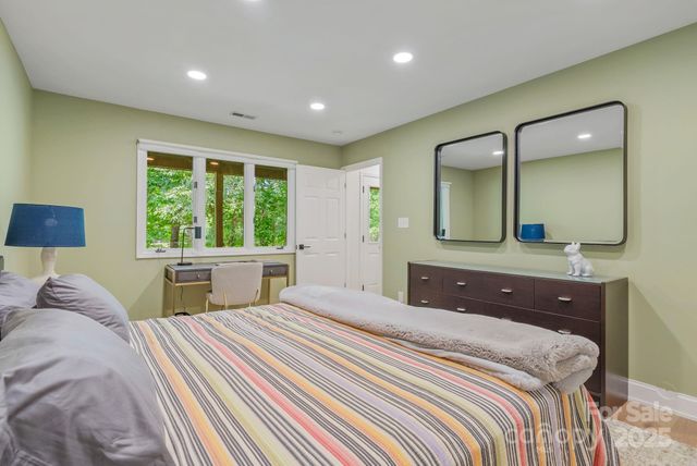 129 Beaver Ridge Road, Asheville, NC 28804