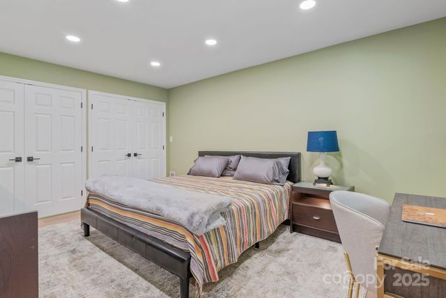 129 Beaver Ridge Road, Asheville, NC 28804