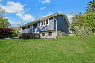 7 Bryant Road, Carmel, NY 10512