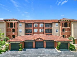5506 METROWEST BOULEVARD 211, Orlando, FL 32811
