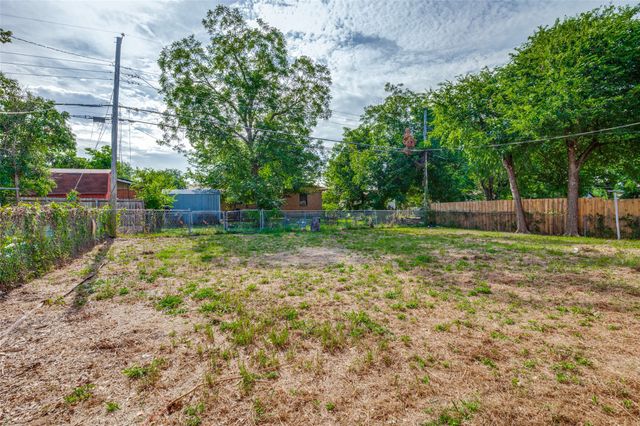 3910 Vanette Lane, Dallas, TX 75216