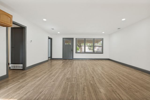 3910 Vanette Lane, Dallas, TX 75216