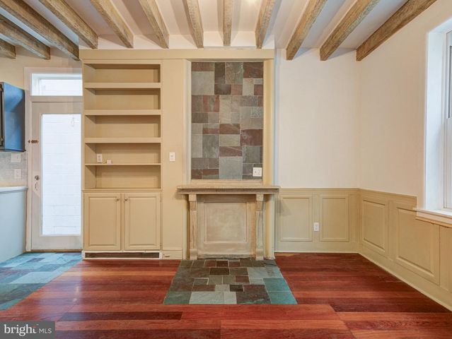 1026 N 4TH ST, Philadelphia, PA 19123