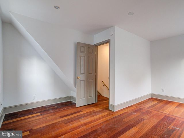 1026 N 4TH ST, Philadelphia, PA 19123