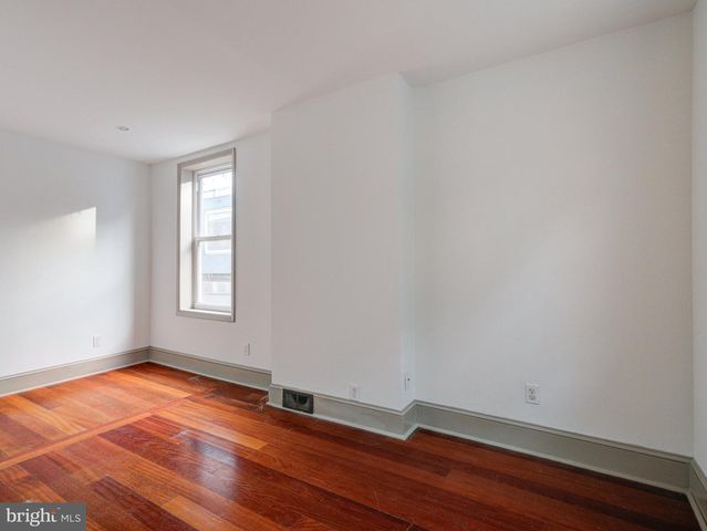 1026 N 4TH ST, Philadelphia, PA 19123