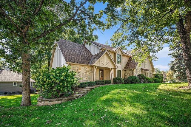 4328 N Main Street, Kansas City, MO 64116